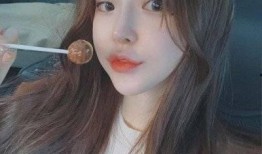 网红吃瓜搞笑图片头像女,笑点满满，萌态可掬