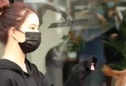 刘些宁恋情爆料微博视频,甜蜜互动引网友热议