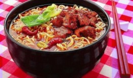 阿姨爆料速食面视频,阿姨爆料视频曝光惊人内幕