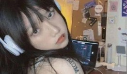 网红吃瓜搞笑图片头像女,笑点满满，萌态可掬