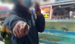 小博海鲜爆料事件视频,揭秘海鲜行业潜规则