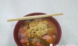 阿姨爆料速食面视频,阿姨爆料视频曝光惊人内幕