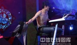 周杰伦多人运动被爆料视频,多人运动场面引热议