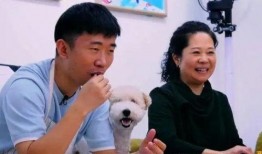 杨迪爆料妈妈的爆笑视频,笑料百出，母女默契满满
