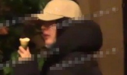 杨幂魏大勋恋情爆料视频,甜蜜互动引网友热议